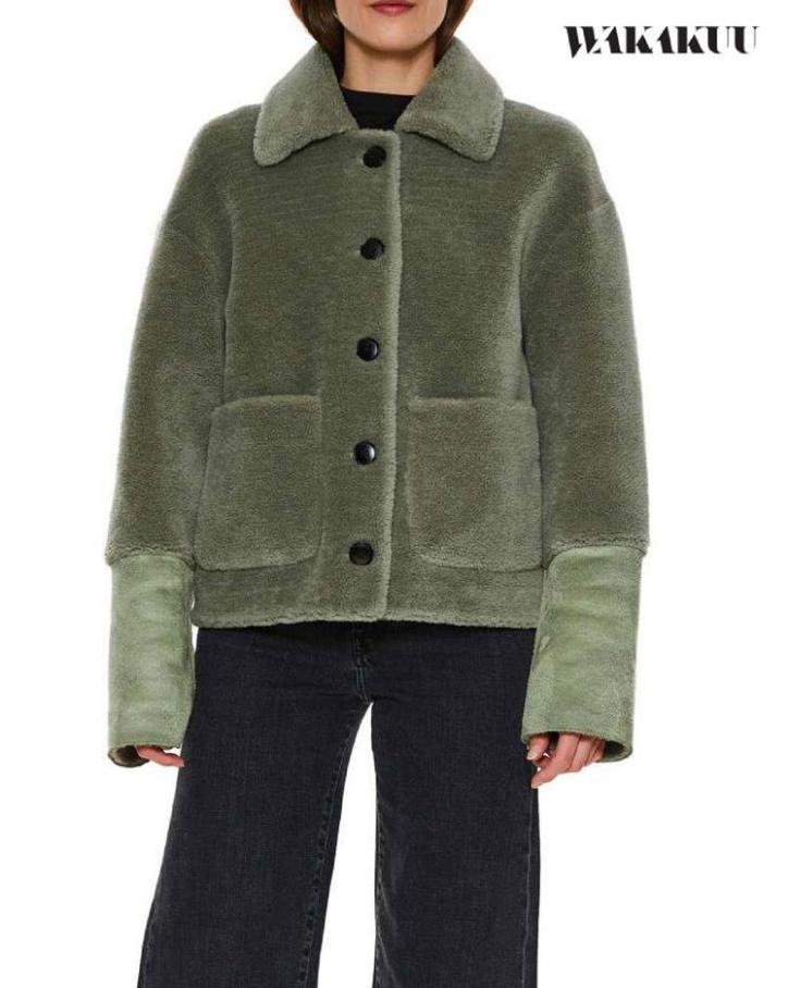 Jackets & coats . Wakakuu (2020-03-31-2020-03-31)