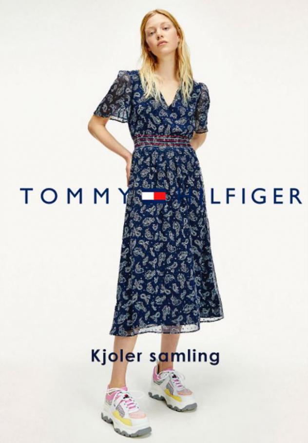 Kjoler samling . Tommy Hilfiger (2020-09-14-2020-09-14)