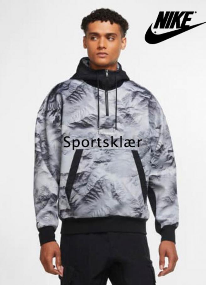 Sportsklær . Nike (2020-12-07-2020-12-07)