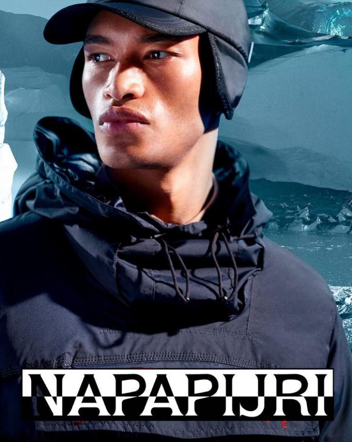 New in men . Napapijri (2021-02-21-2021-02-21)