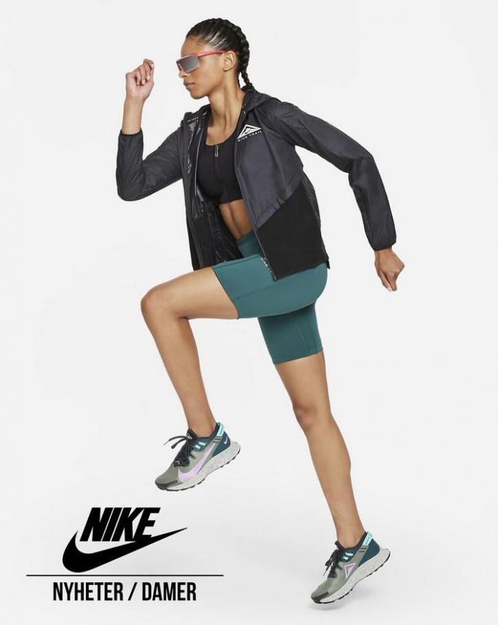 Nyheter / Damer. Nike (2021-10-13-2021-10-13)