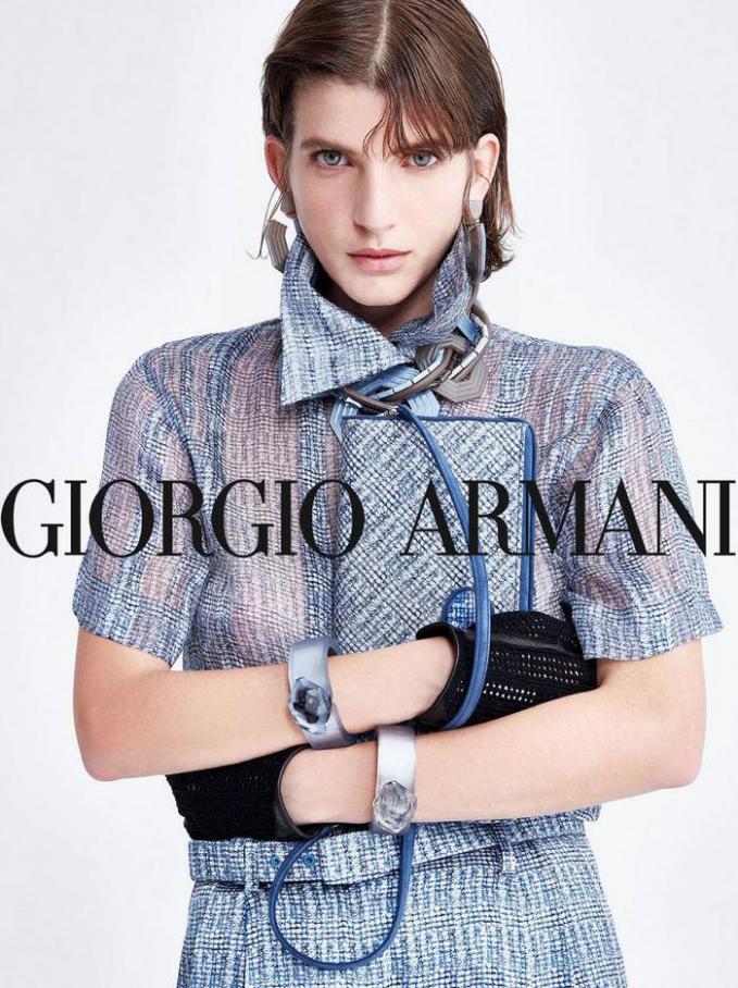 Giorgio Armani Collection. Armani (2021-11-22-2021-11-22)