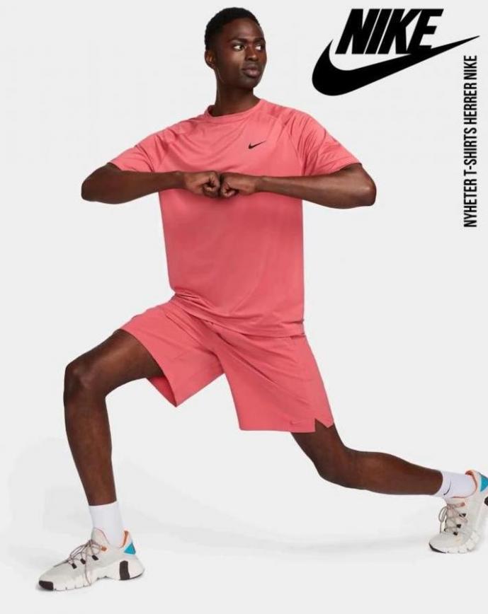 Nyheter T-Shirts Herrer Nike. Nike (2023-11-24-2023-11-24)